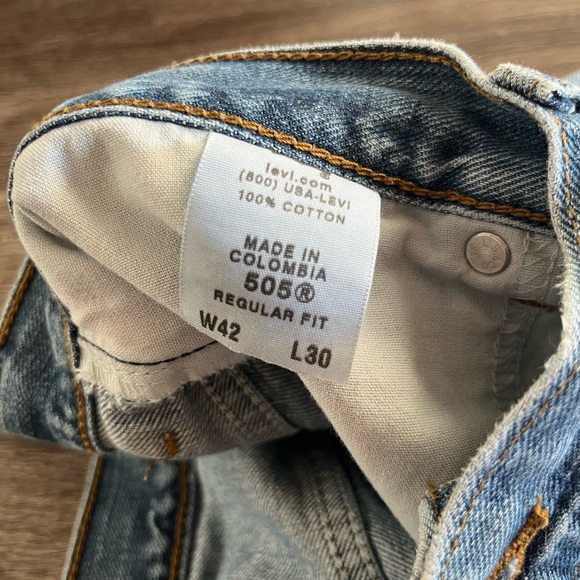 Regular fit 505 Levi jeans size 42 x 30 - Picture 3 of 5